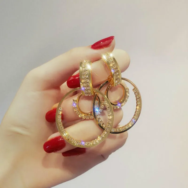 

Korea imitation geometry circle ladies earrings Europe and exaggerated fashion wild long earrings earrings