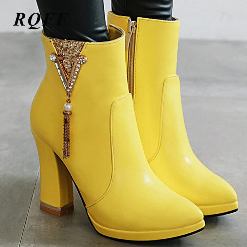 

2019 New Autumn Ankle Boots for Women Platform Pointed Toe Block Supper High Heels Big Size 42 43 Zip Ladies Yellow White Shoes