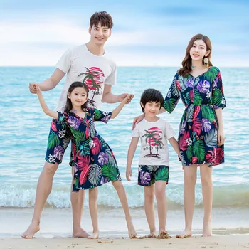 

Beach Parent-Child Matching Outfit Summer Short Sleeve Mounted on Holiday By The Sea Dress Family of The Whole Family