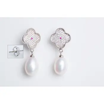

Silver Earring and zirconitas with Pearl Sweetwater. DAFFODIL Pattern