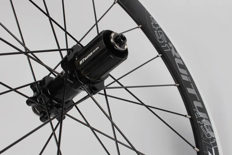 6577628252_203812192