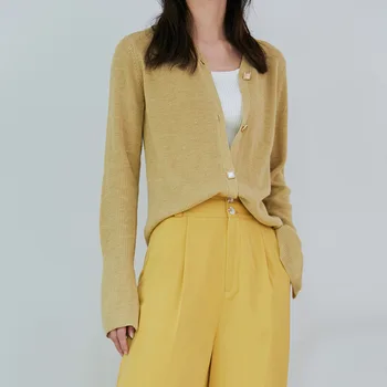 

2019 Autumn retro square buckle v-neck loose lazy style slim thin wool sweater cardigan coat women knitted cardigan female F1952