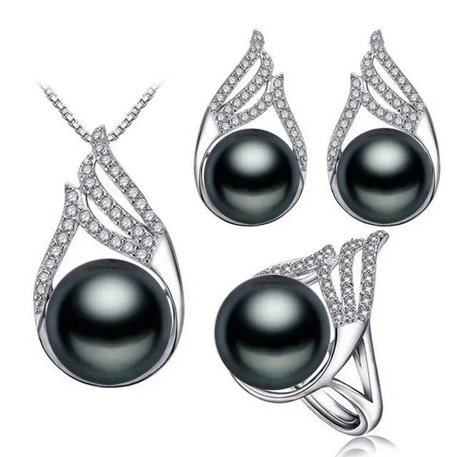 B black pearls