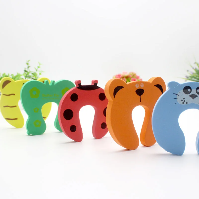 

Cute child safety cartoon door protection baby newborn safety door stopper door stop anti-pinch security door card