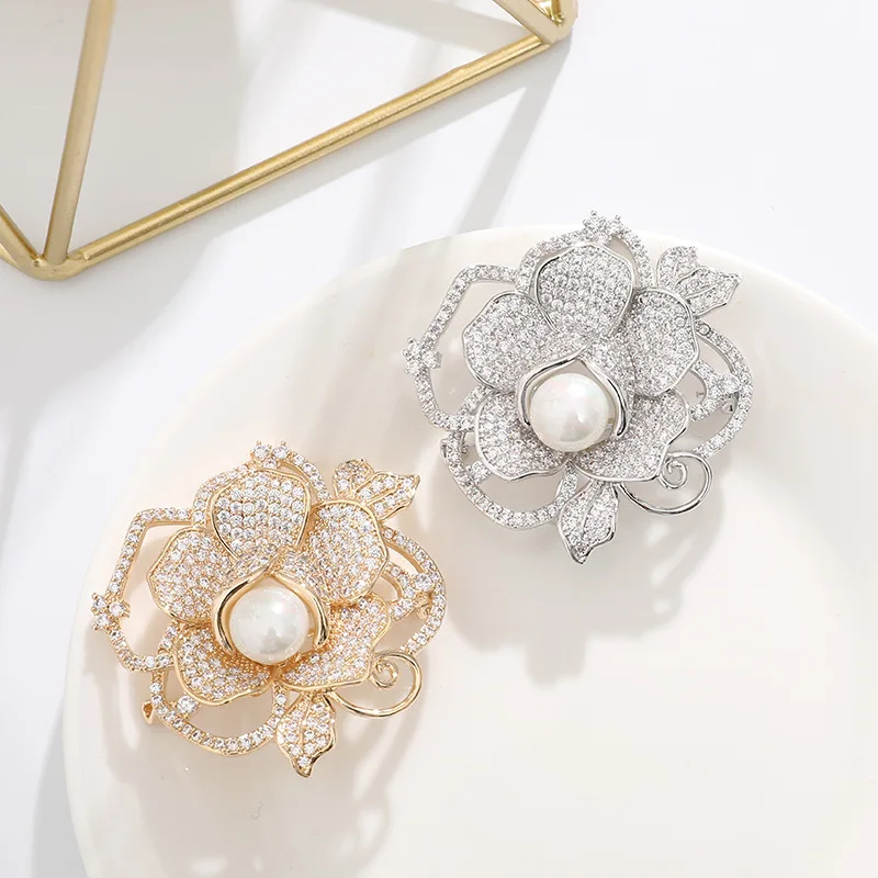 

New Style Fashion Creative Exquisite Flower Modeling Zircon Suit Small Brooch Anti-Exposure-Style Brooch Brooch