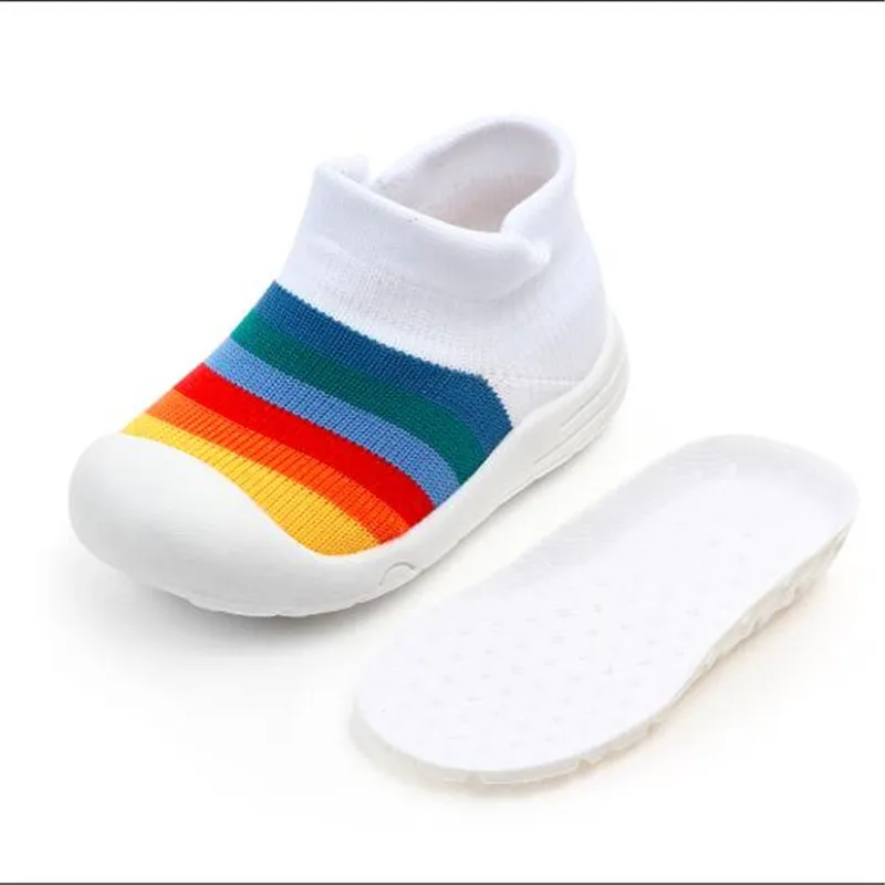 Новая детская обувь; модная дышащая детская повседневная обувь для первых шагов; детская мягкая резиновая подошва для мальчиков и девочек; нескользящая спортивная обувь