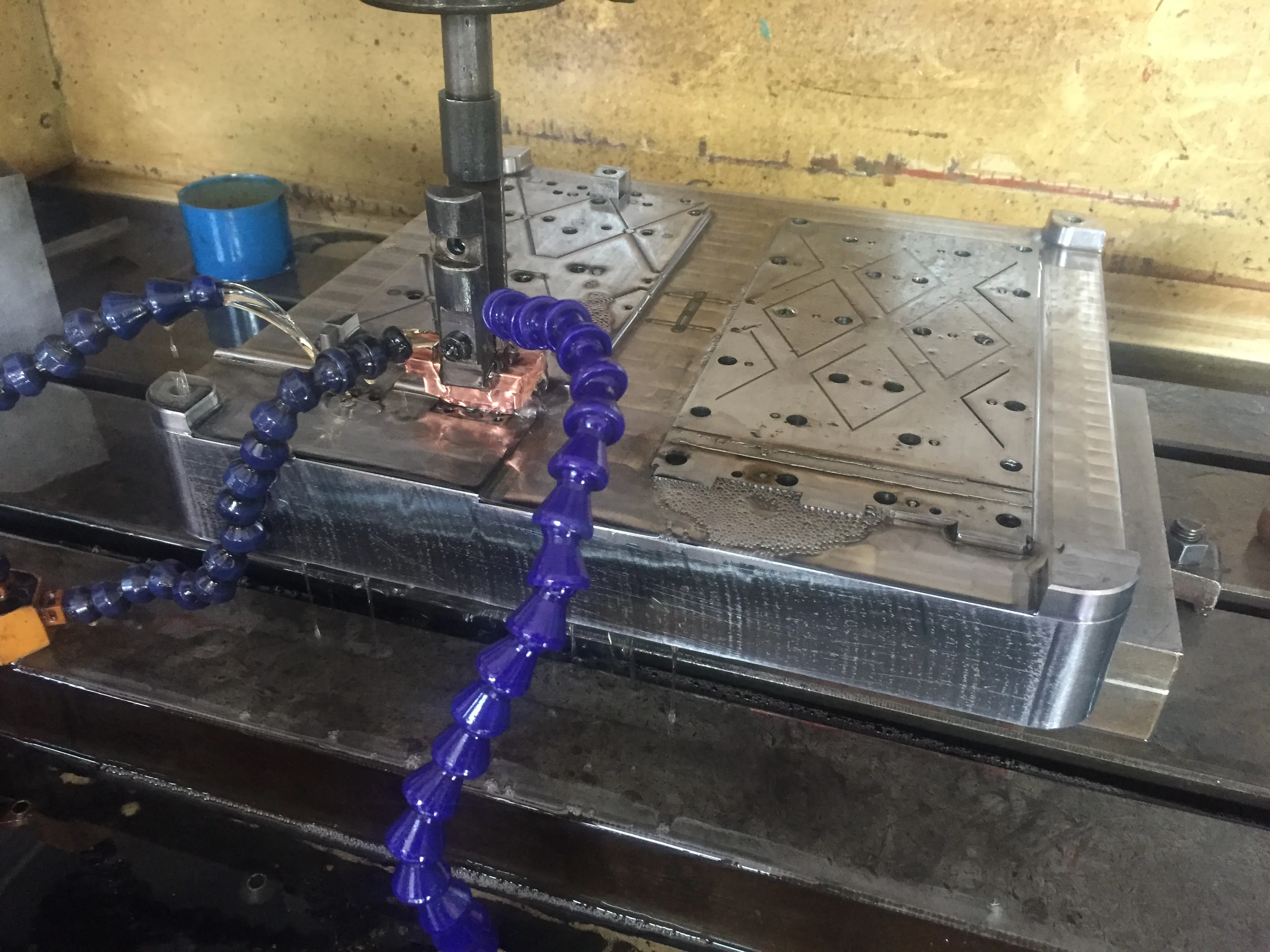 Завод CNC машинное обслуживание для прототипа