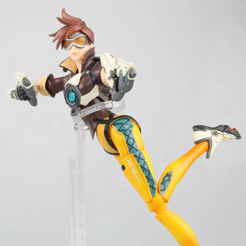 

Watch Pioneer Overwatch HC Hunting Empty Butt Flash-Changing Hands Tracer Mobile Garage Kit