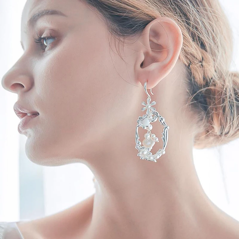 

Pearl Flower Earrings for Women Accessories Silver Color Bridal Wedding Shell Drop Earring Bride Trendy Party Jewelry Gifts