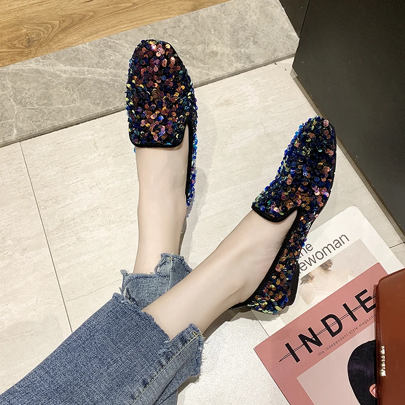 

2019 Top Quality Women Bling Flats Sequins Crystal Studded Slip on Lazy Loafer Flat Round Toe Rhinestone Shoes Causal Loafers