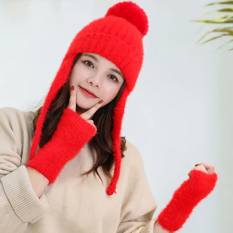 Для девочек, уплотненные зимние лыжные Кепки Новая мода На зимнем меху помпонами Для женщин шапочка Шапки женские теплые перчатки Skullies+ шапка комплект