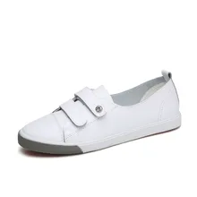 Осенняя женская обувь на плоской подошве; женские слипоны; балетки на плоской подошве лоферы, кожаные туфли для женщин; повседневные водонепроницаемые мокасины; женские кроссовки; цвет белый