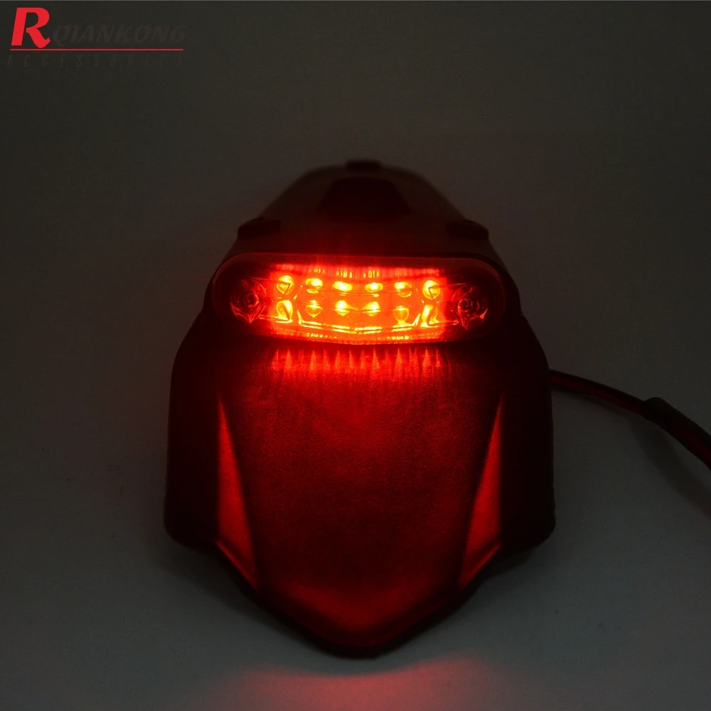 Motorrad Kotflügel hinten Rücklicht, Asudaro Motorrad LED Rücklicht  Heckfender Rücklicht 12V Motocross Fender Rücklicht Motorrad Bremslicht für  Motorrad Motocross ATV Dirt Bike,transparent : : Auto & Motorrad