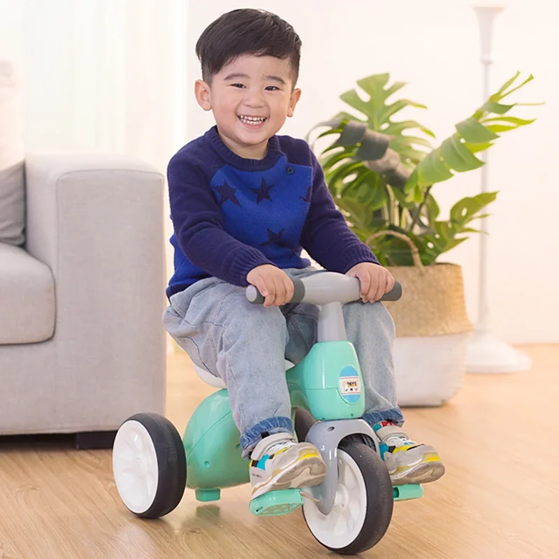 Ride On Cars Children's tricycle, baby bicycle, kid light tricycle car toy baby balance scooter 1-3 years old toddler bicycle