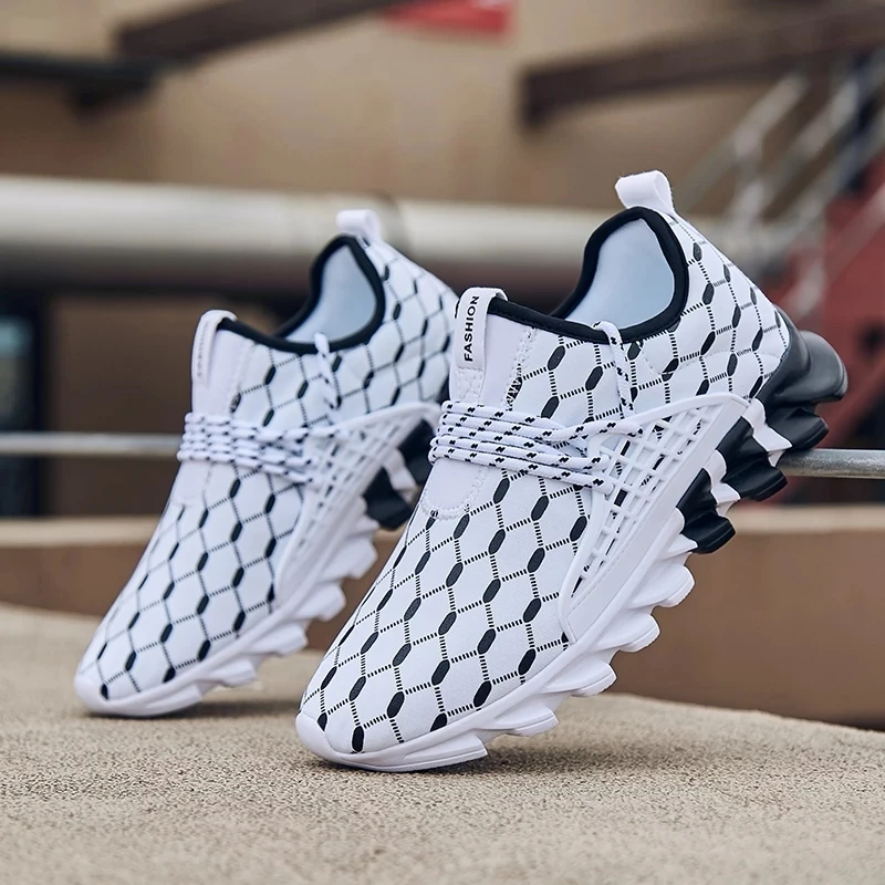 Трендовая мужская повседневная обувь Легкие белые кроссовки Большие размеры