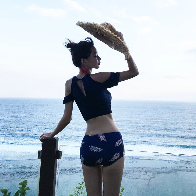 

Betis Women's Fashion Slimming Three-piece Set Push up Underwire Sexy Triangle Skirt Split Type Hot Springs Bathing Suit