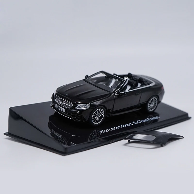 1:43 E300 E-KASE Coupe модель сплава автомобиля статические высокой моделирования металлические модельные автомобили с оригинальной коробкой - Цвет: Cabriolet Black
