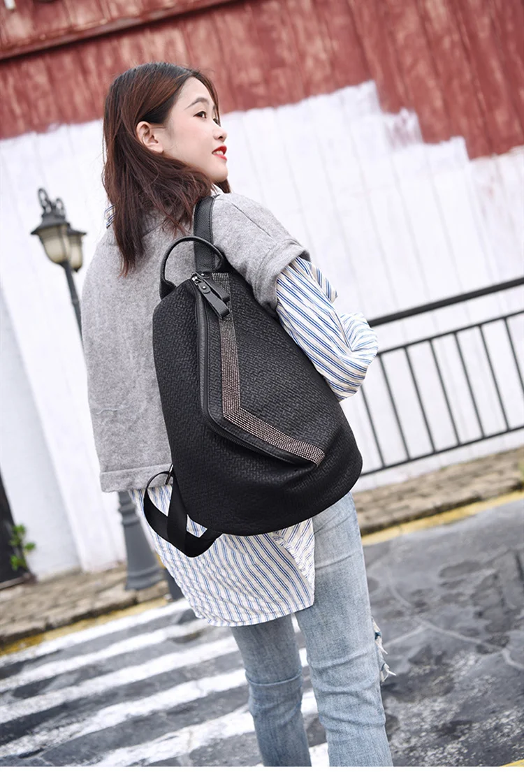 QINRANGUIO Women Backpack High Quality Genuine Leather Backpack Women Fashion Large Capacity Black Backpack Female