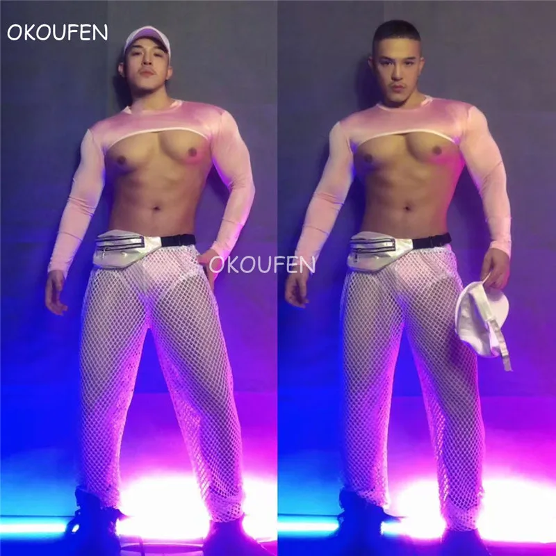 Bar Nightclub Cantante Maschile Muscle Pink Mesh Pantaloni Top Shorts Set Prospettiva Sexy Stage Stage Hip Hop Suit