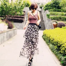 Последняя женская мода шелковая Лаванда Печать Высокая талия богемный стиль Длинная Асимметричная юбка с ниспадающими рюшами