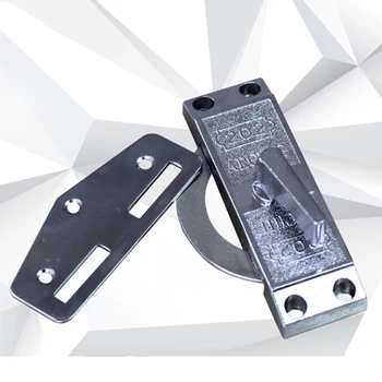 

Durable Sliding Door Hook Lock Cross-shaped Key Bolt Locks For Framed Glass Zinc Alloy Door Hardware Utensil