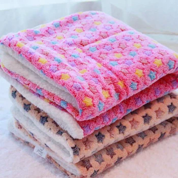

New Arrival Soft Cotton Winter Warm Cats Mat Super Comfortable Warm Coral Cashmere Hut Pet Mat