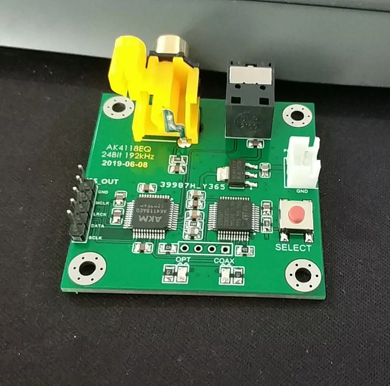 

Soft control AK4118AEQ receiver board coaxial fiber to I2S output 24Bit 192kHz