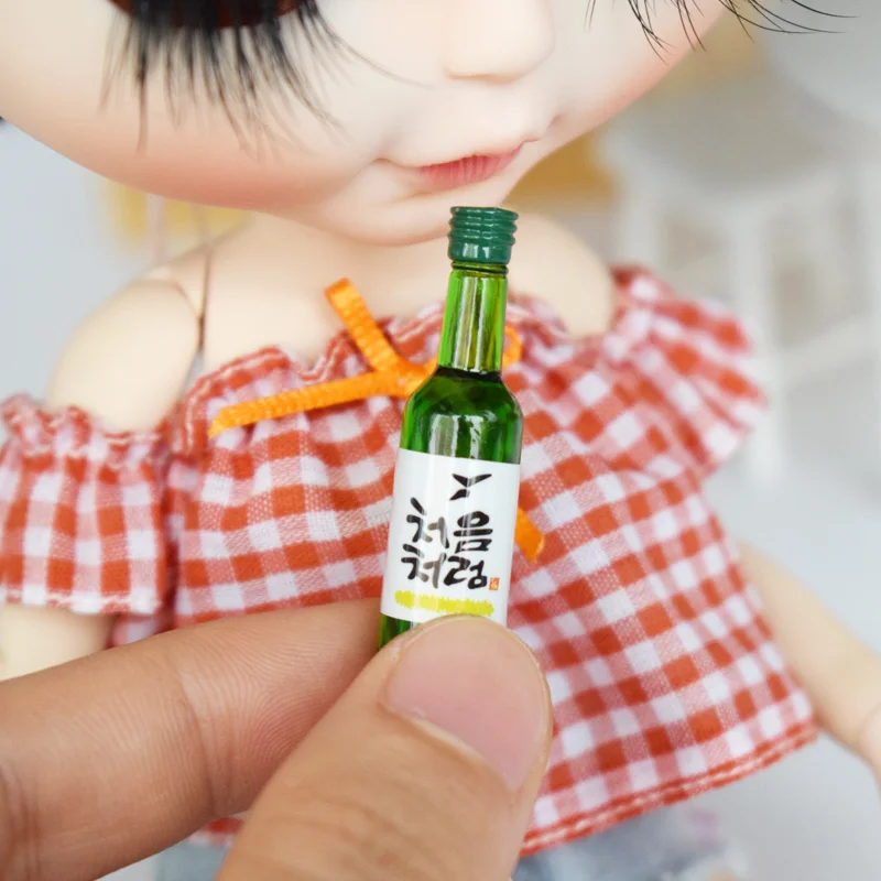 Dollhouse Miniature Korea Fruit Soju Wine Bottle Model Pretend Play Doll Food Drinks Blyth BJD Toy Accessories 1/6