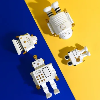 

Creative Home Crafts Nordic Wind Resin Cute Robot Statue Children's Study Ornaments Gifts Home Living Room Interior Decorations