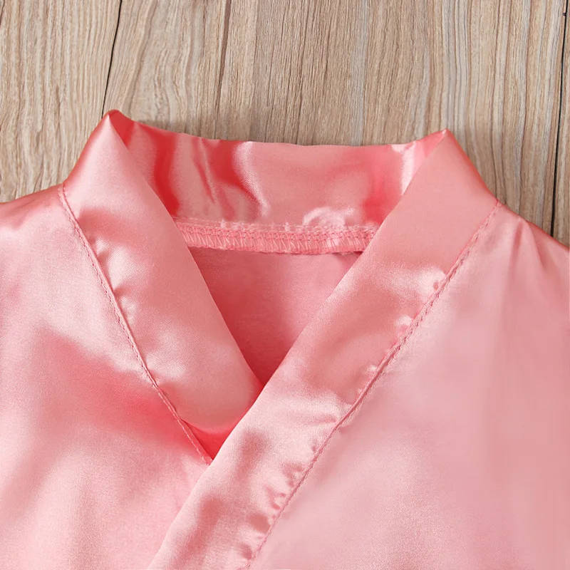 2-7Y New Spring Bathrobe For Children Girls Pink Color Long Sleeves Smooth Fabric PrincessPrint Fashion Girl Clothes