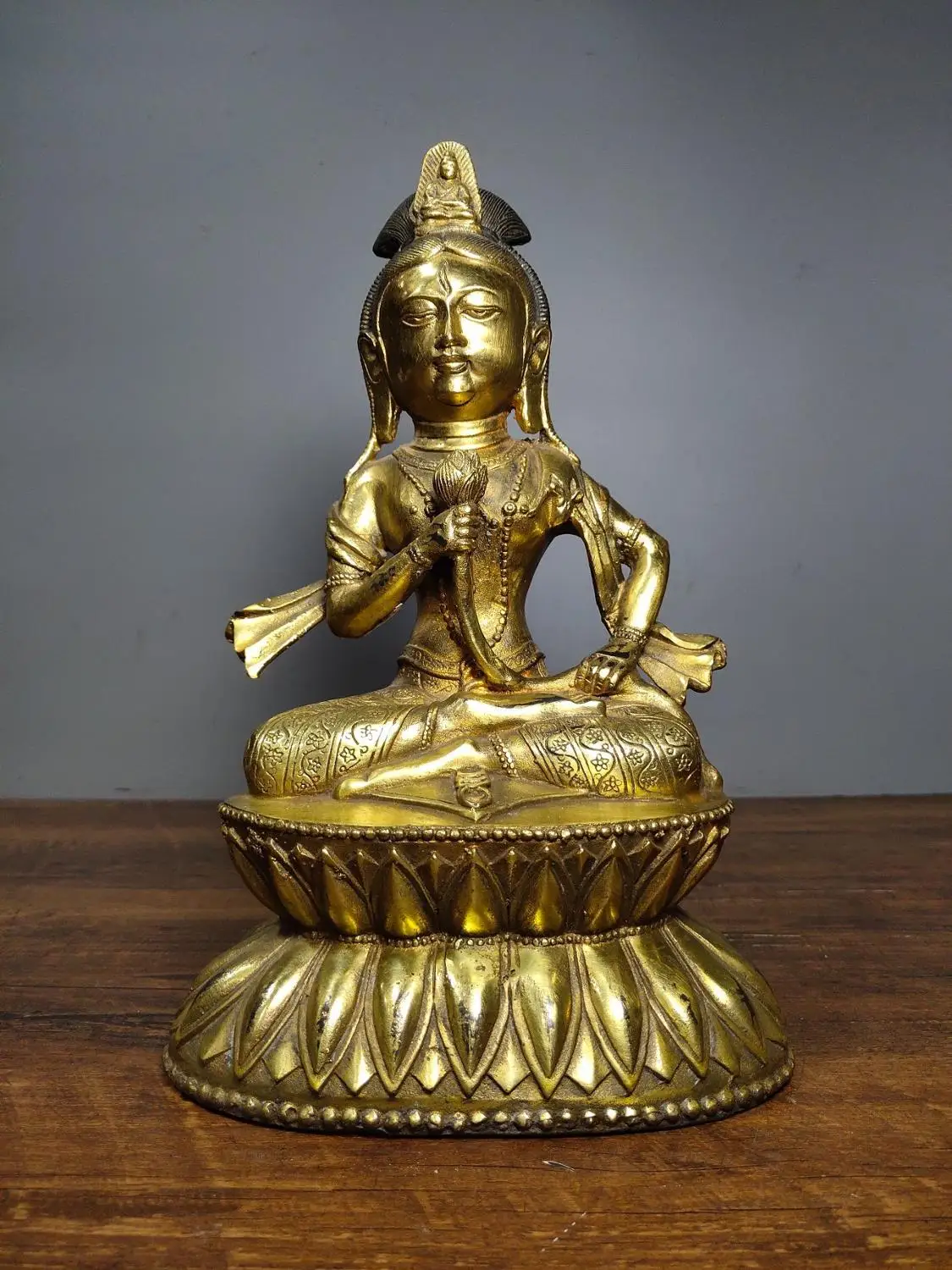 

11" Tibet Buddhism Temple Old Bronze Gilt Holding Lotus Statue of Guanyin Bodhisattva Double Lotus Terrace Enshrine the Buddha