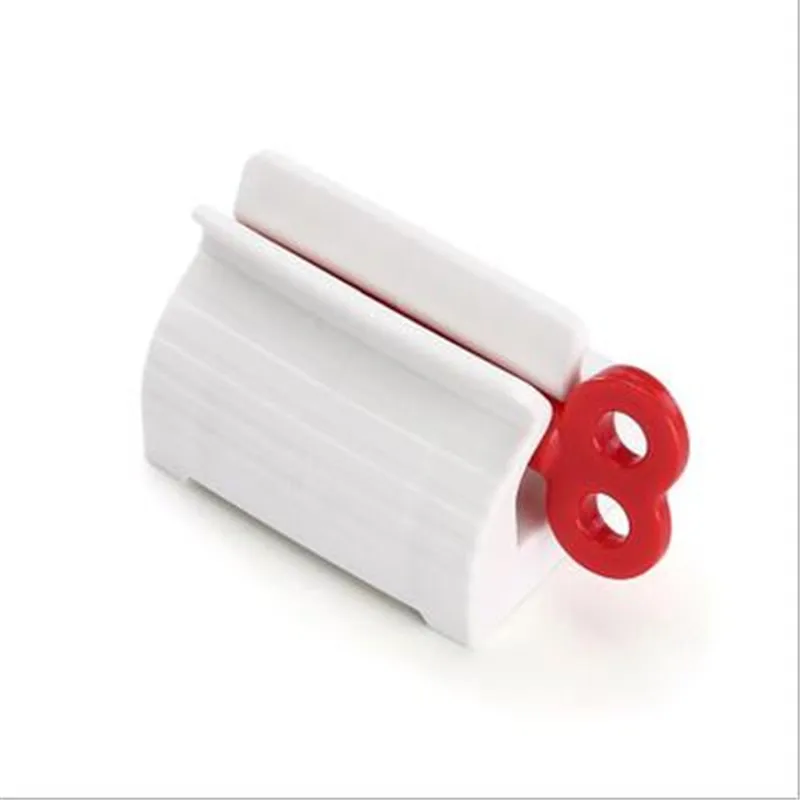 A Трубка зубная паста соковыжималка рулон ванная комната гаджет прокатки пластик многоцелевой Мультипликация форма сердца Высокое качество кухонные принадлежности - Цвет: A