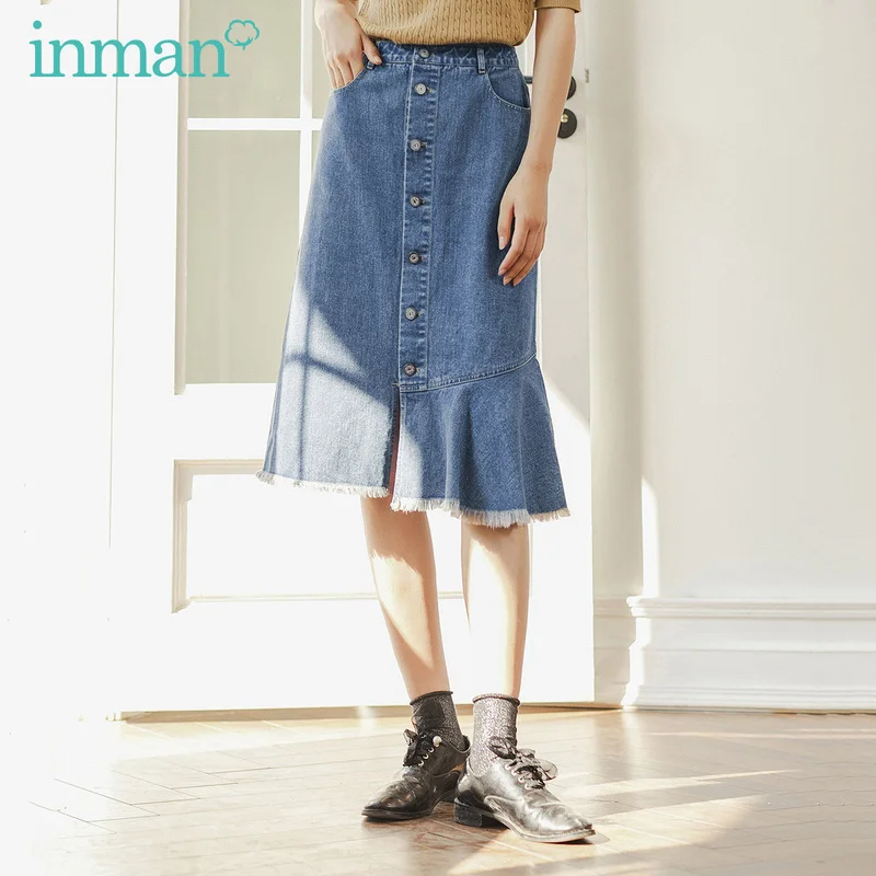 

INMAN 2020 Spring New Arrival Literary Retro Medium Waistt Irregular Lower Hem Single-breasted Skirt