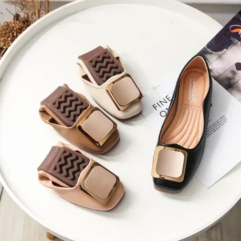 

2019 Autumn New Korean Version Of The Popular Small Fresh Flat Shoes Soft Bottom Lazy Large Size Women's Bean Beans Shoes