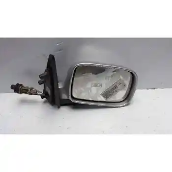 

RIGHT REARVIEW SKODA FELICIA SALOON (791)