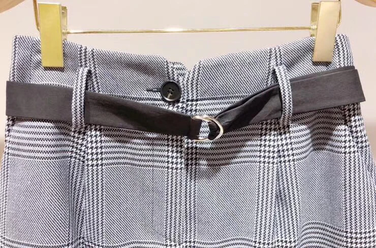 autumn and winter British style women classic plaid mini skirt with buckle belt