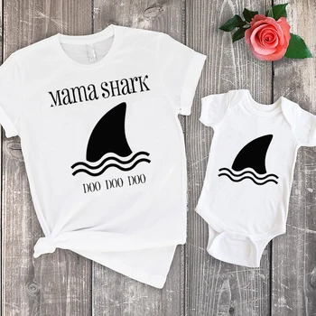 

mama shark tshirt mommy and me clothes new summer mom and son matching tops cartoon fashion kids love family look mom