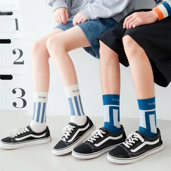 

Dreamlikelin Fashion Couple Cotton Socks Letter Print Unisex Socks Spring Autumn Crew Socks Men Women Gifts