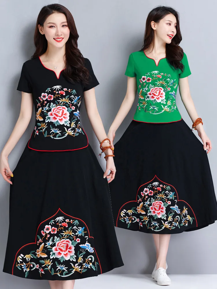 

Set Summer Ethnic-Style Retro Industrial Embroidery Flower V-neck Slit Large Size WOMEN'S Short Sleeved T-shirt Cotton Linen Big