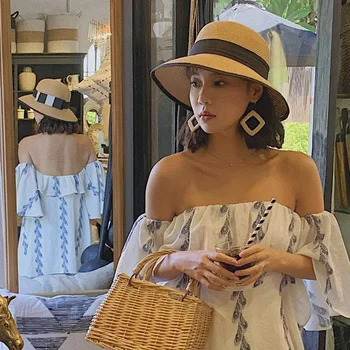 

Summer travel vacation sun hat ,fashion bucket hats for women ,Elegant straw patchwork fisherman hat ,fresh wild beach straw hat