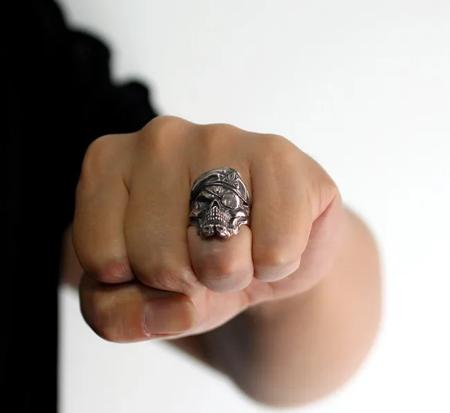 10678646363_1795004508_conew1