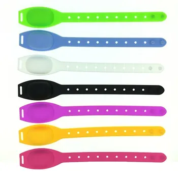 

Hand Sanitizer Disinfectant Sub-packing Silicone Bracelet Wristband Hand Dispenser Wearable Hand Sanitizer Dispenser Pumps New