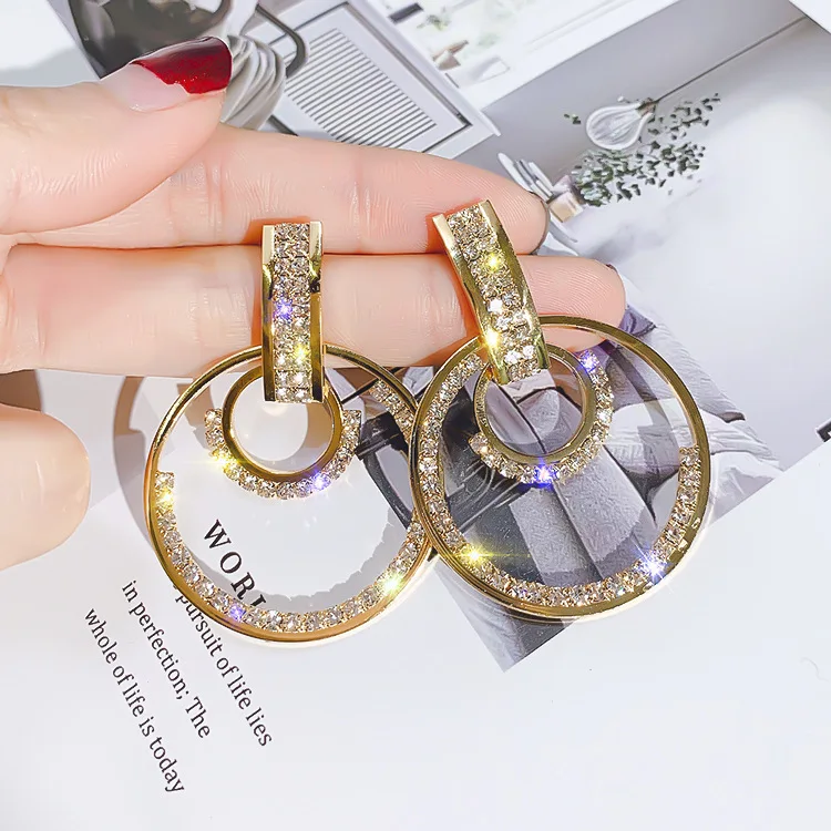 10959006887_593640537