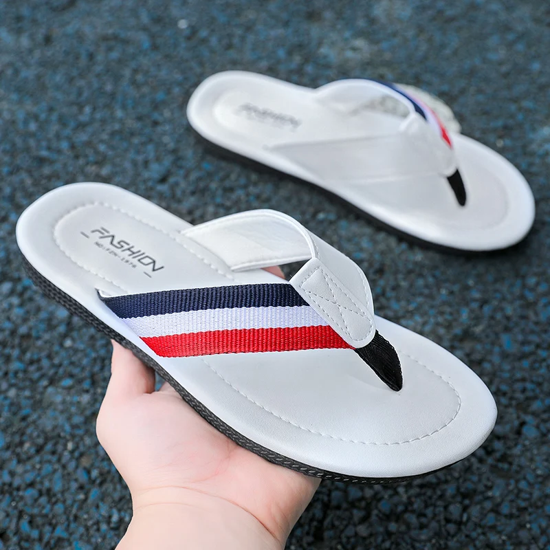 

Classic Black Flip Flops for Men Summer Outdoor Beach Slippers Casual Male Breathable Thong Sandals with Arch Support Slides