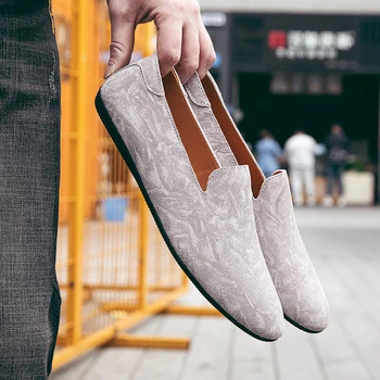 

Size 44 Men Casual Shoes Fashion Men Shoes Genuine Leather Men Loafers Moccasins Slip On Men's Flats Male Driving Shoes