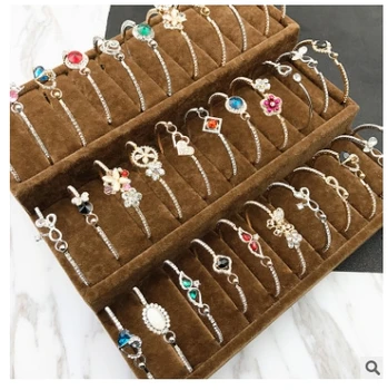 

Factory wholesale summer new fashion alloy rhinestone cat's eye bracelet female Yiwu hand jewelry