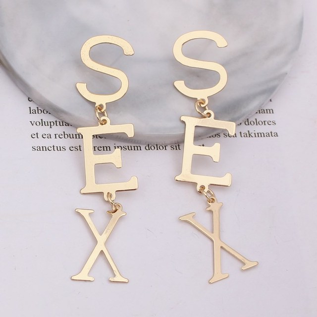 Fashion English Letter SEX Long Drop Earring Black Green Red Color Spray Metal Exaggerated Party Jewelry Gift Drop Shipping
