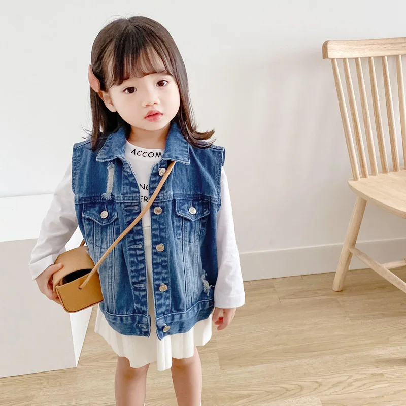 17839117694_1394546694