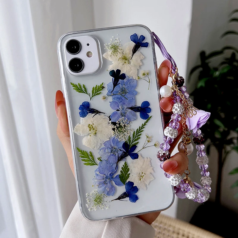 Soft Dried Real Flowers Phone Case for Iphone 13 Pro Max 12 Mini Xs 11 XR X 7 8 Plus TPU Covers With Lady Pendant Bracelet Funda iphone 13 mini mobile phone cases