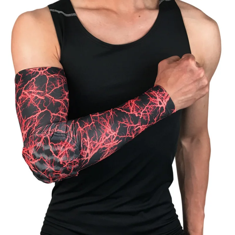 Спортивный локоть. Эластичный рукав. Нарукавники для баскетбола. Эластичный рукав на руку. Баскетбольный рукав.